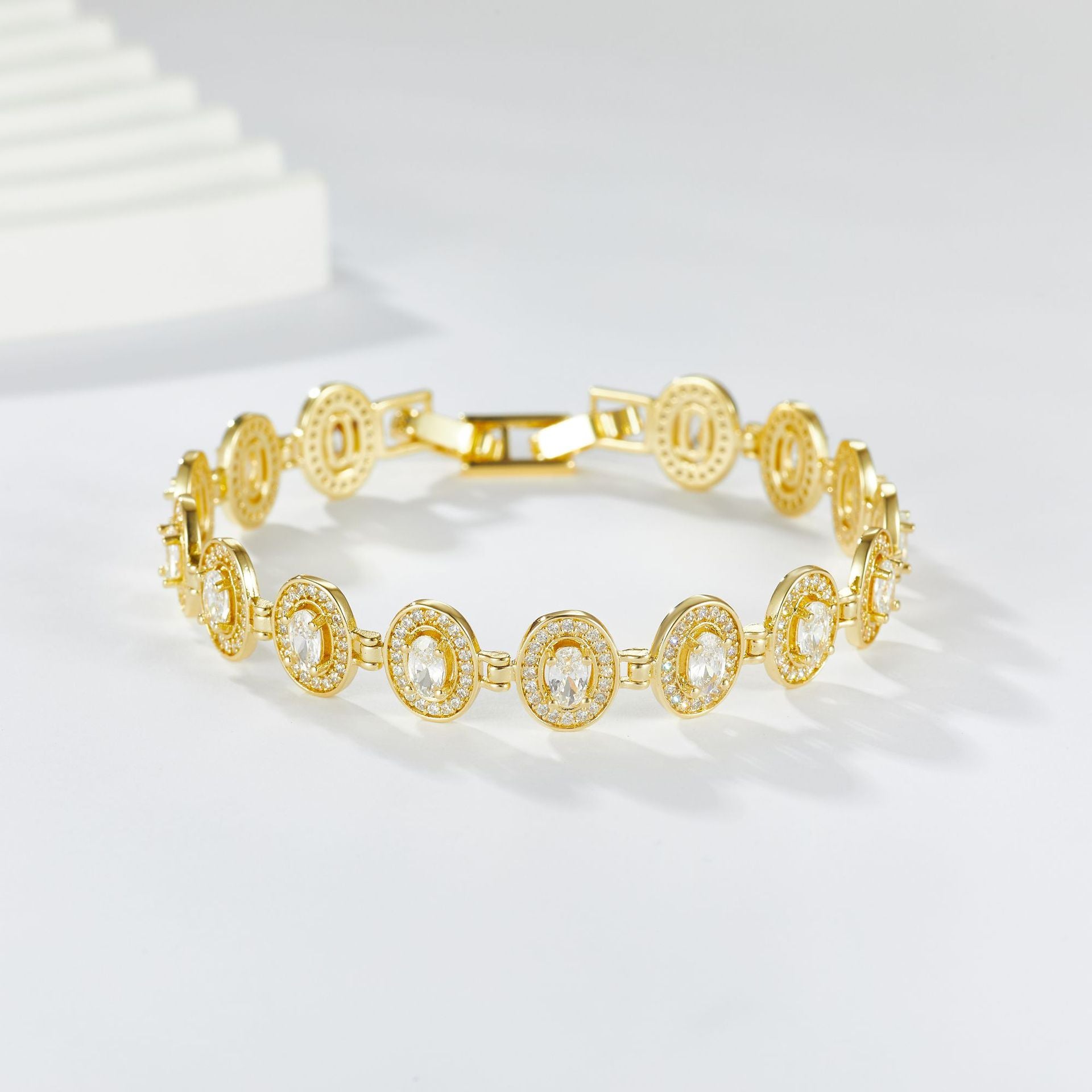 Bracelet studded with stones