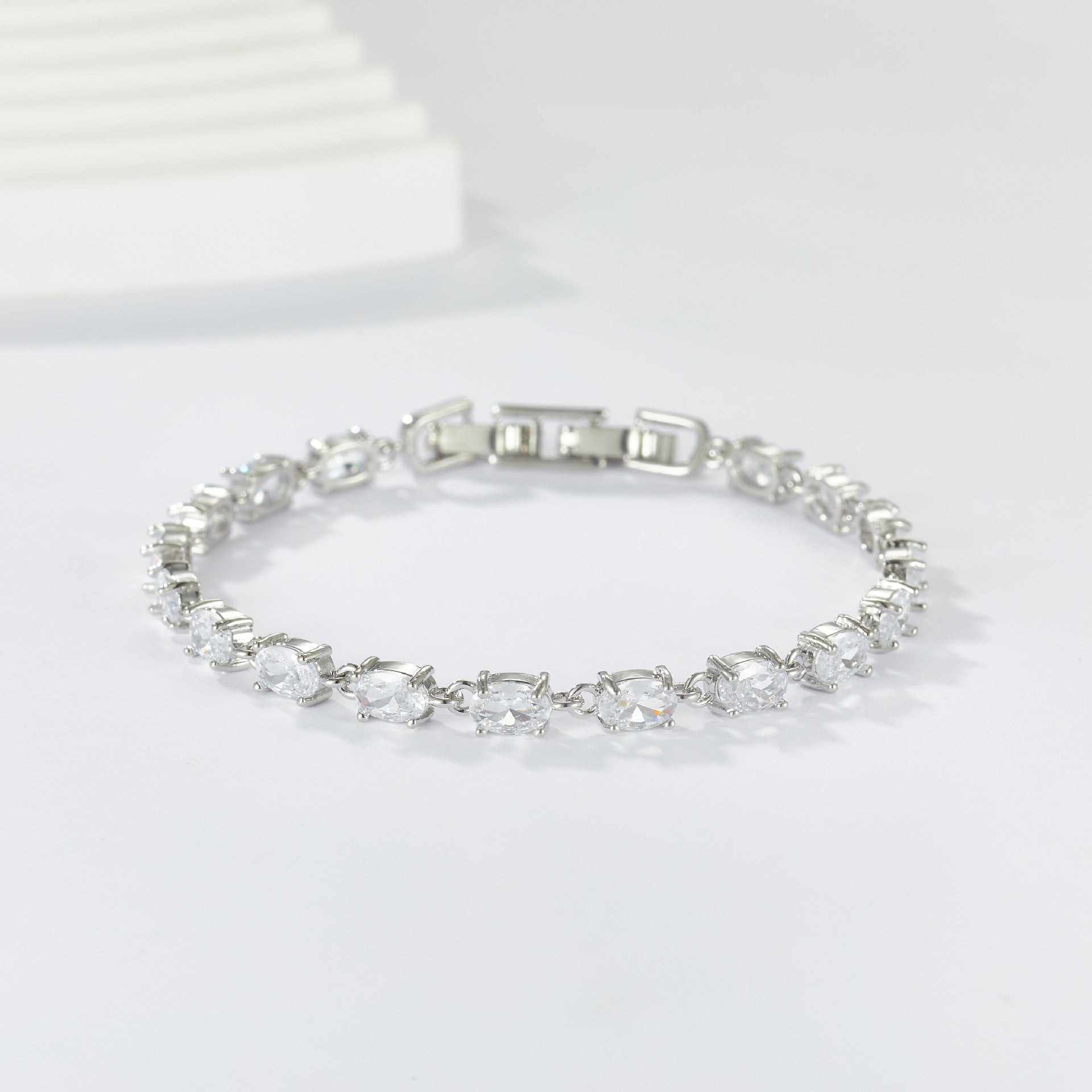 Bracelet studded with stones