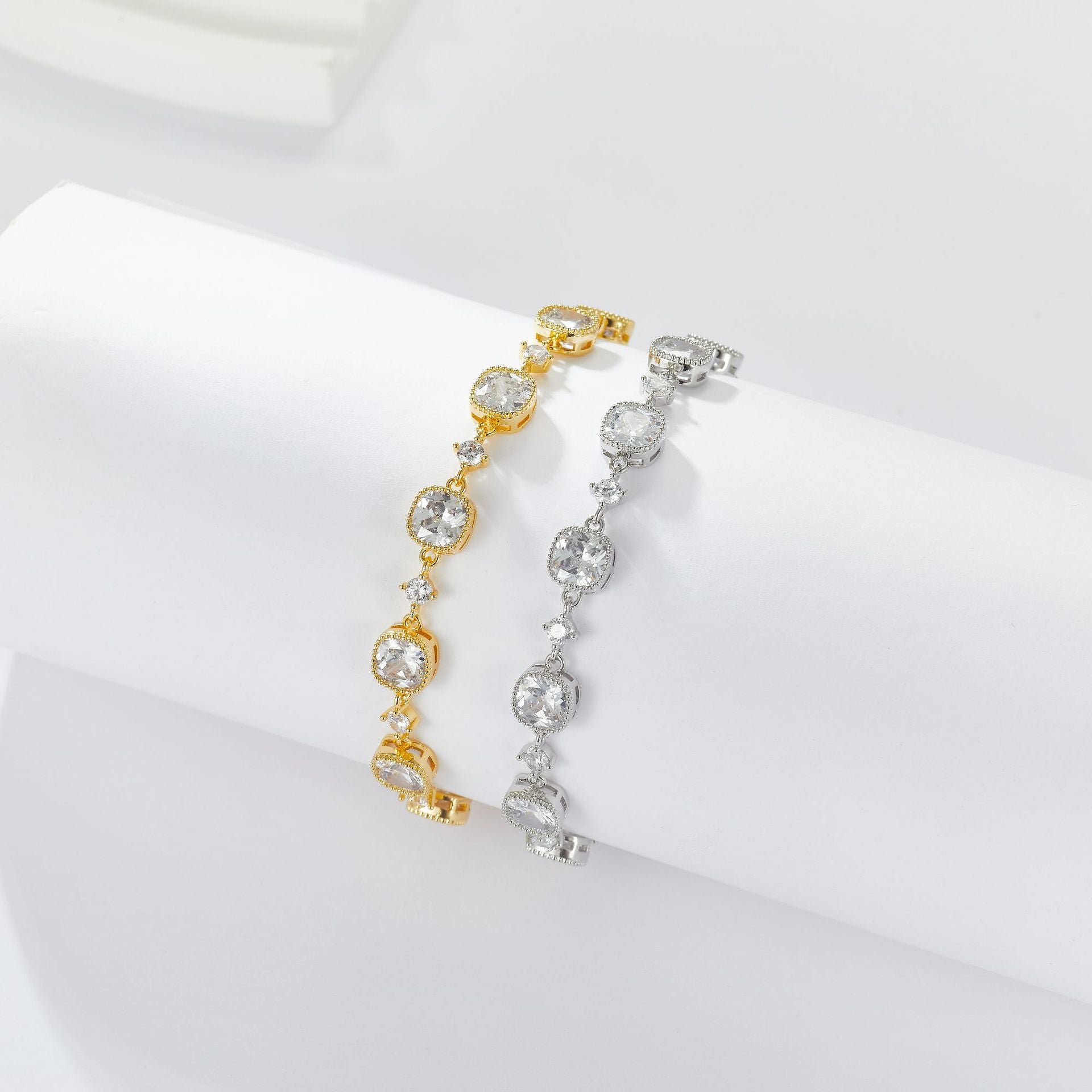 Bracelet studded with stones