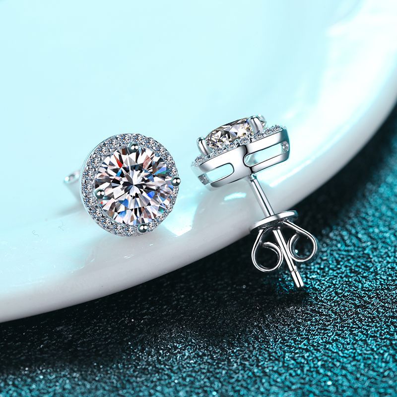 Italo Halo Round Cut Stud Earring Silver Earrings