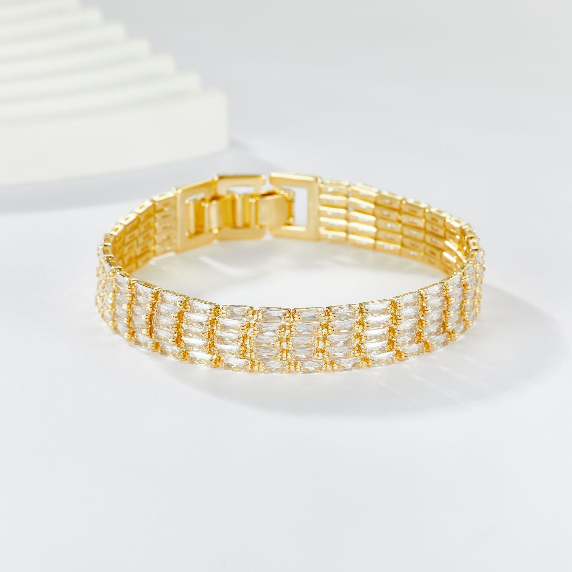 Bracelet studded with stones