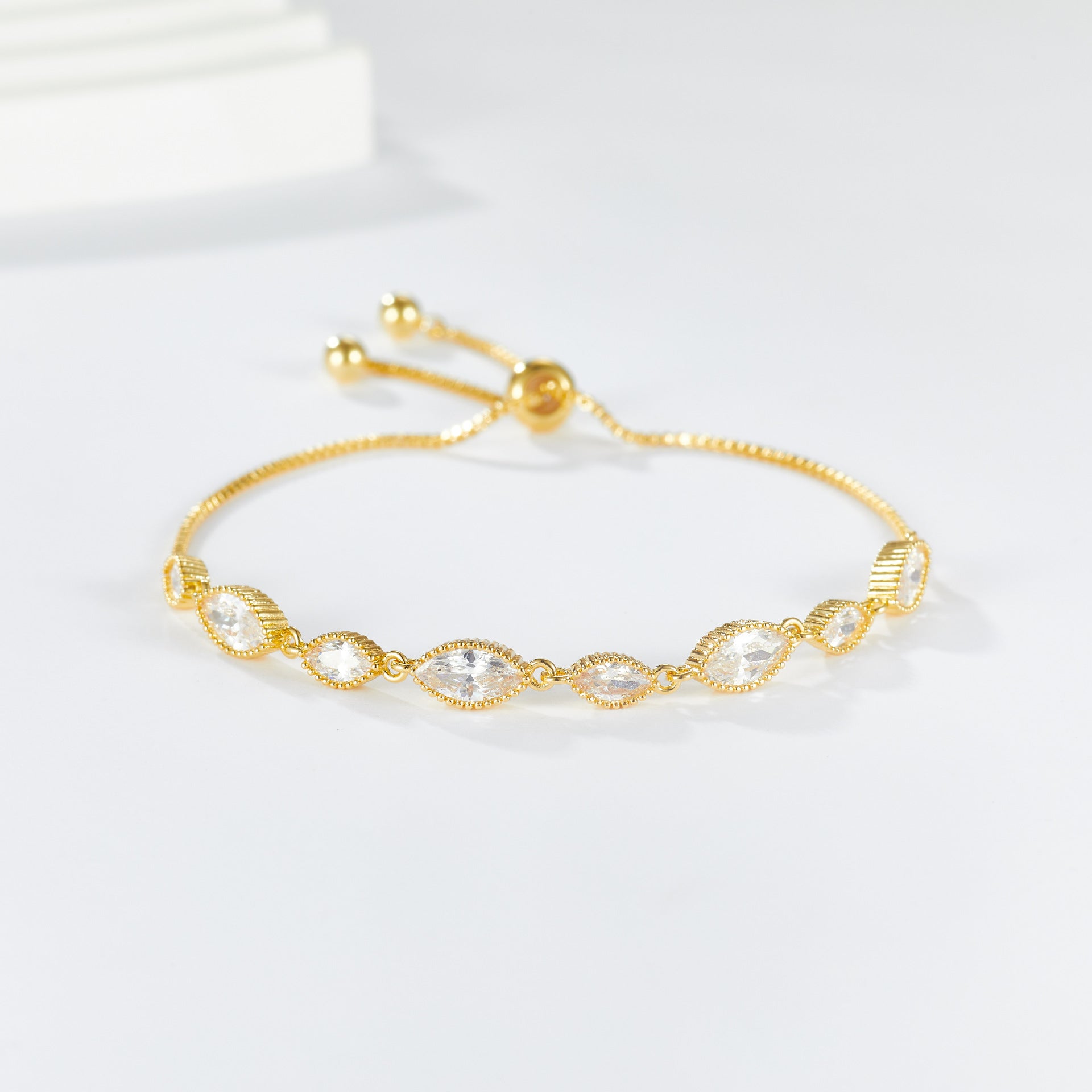 Bracelet studded with stones