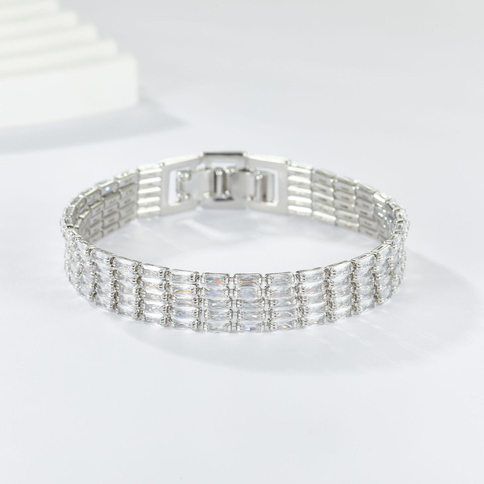 Bracelet studded with stones