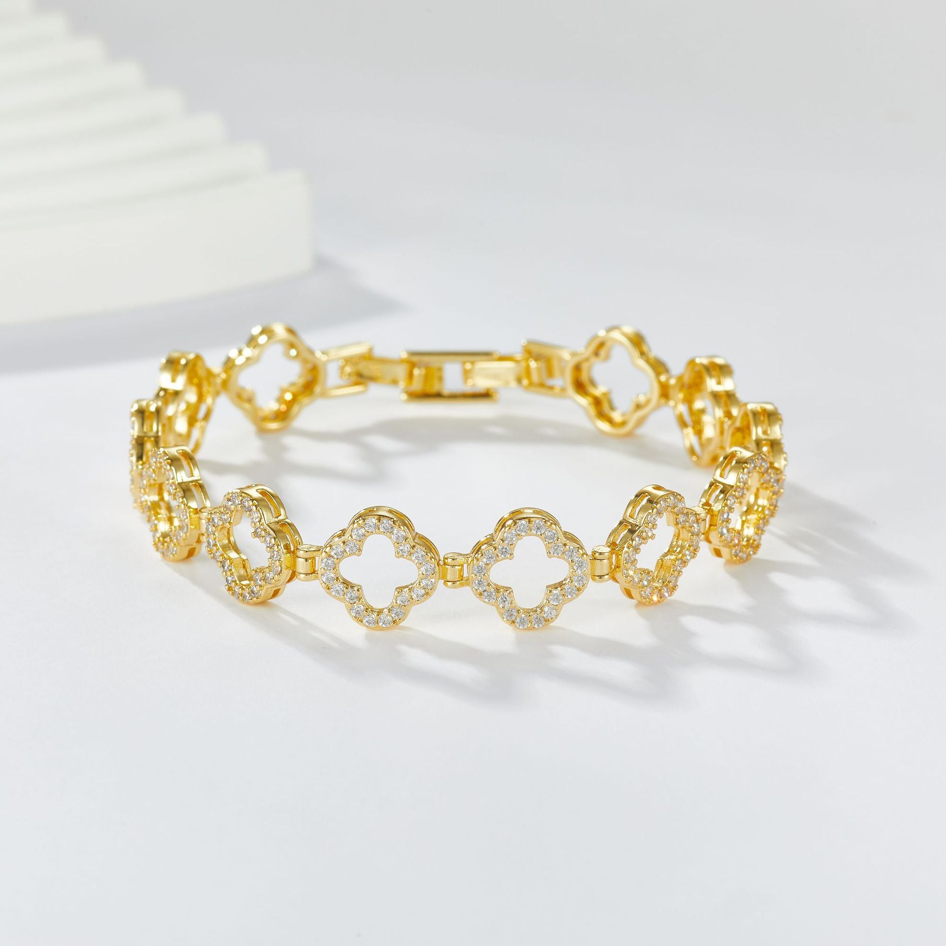 Bracelet studded with stones