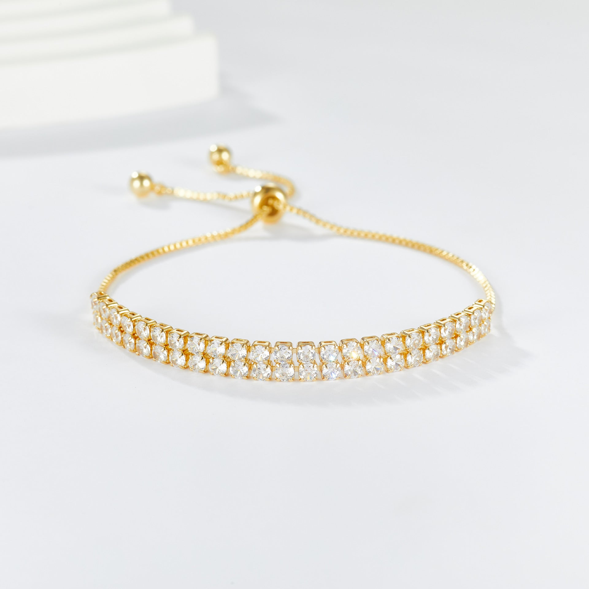 Bracelet studded with stones