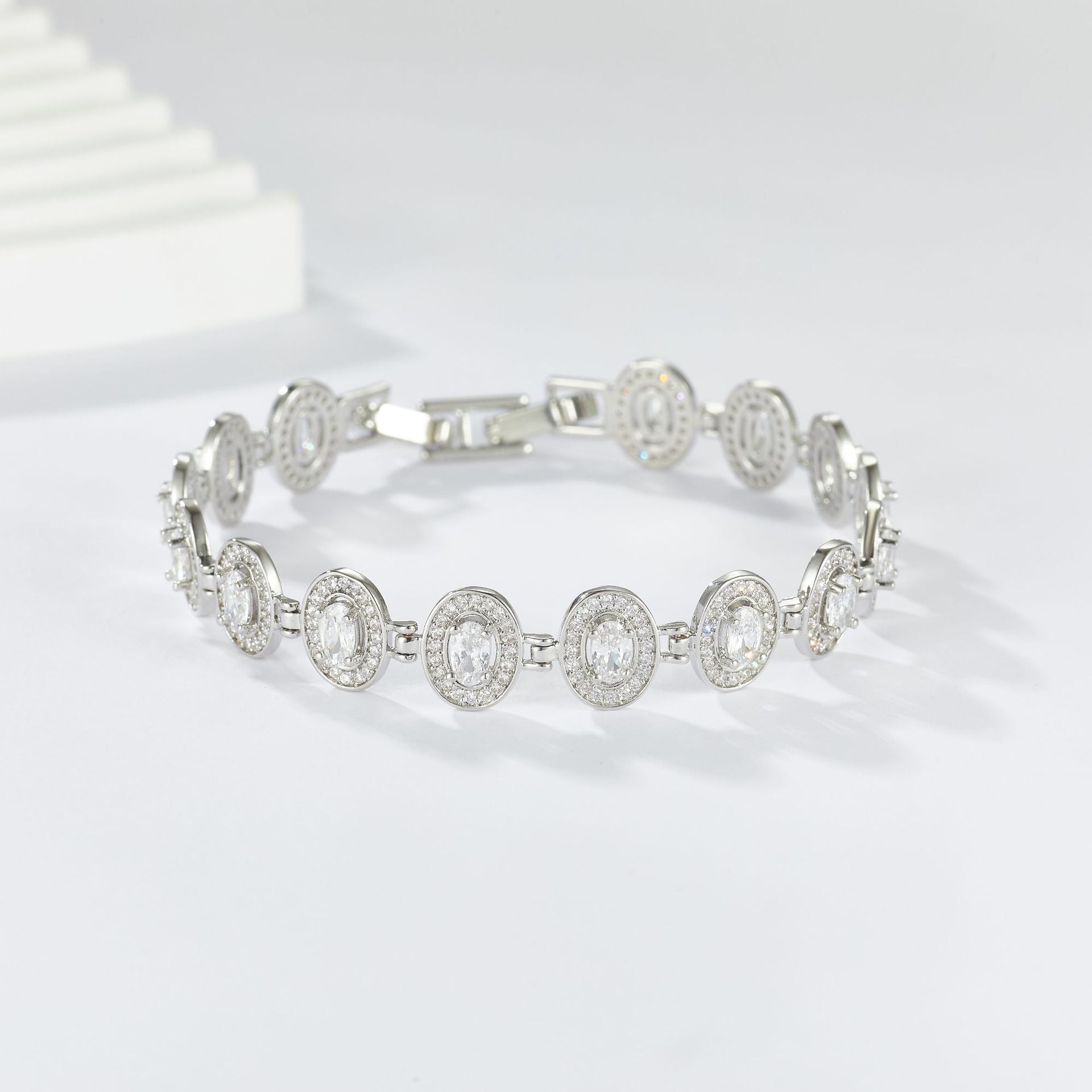 Bracelet studded with stones